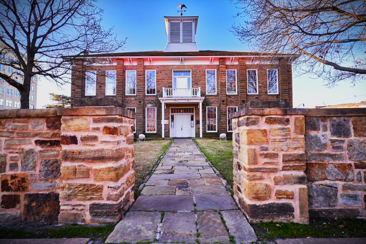 Okmulgee Landmark - Creek Council House Museum